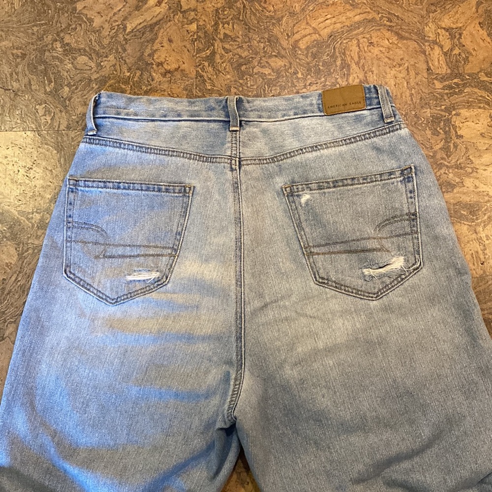 American Eagle Curvy Mom Jeans, size 10 regular